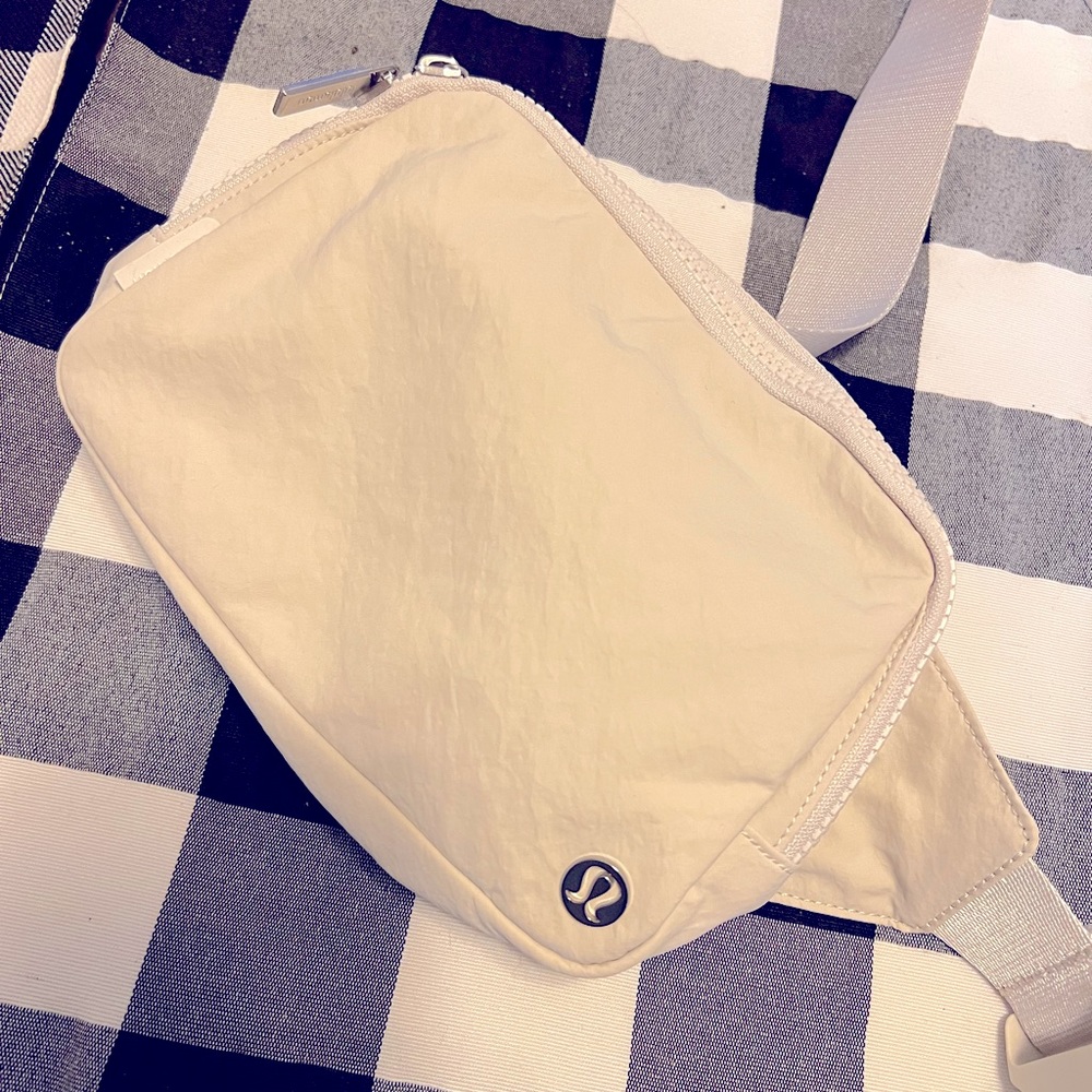 Lululemon White Opal Belt Bag